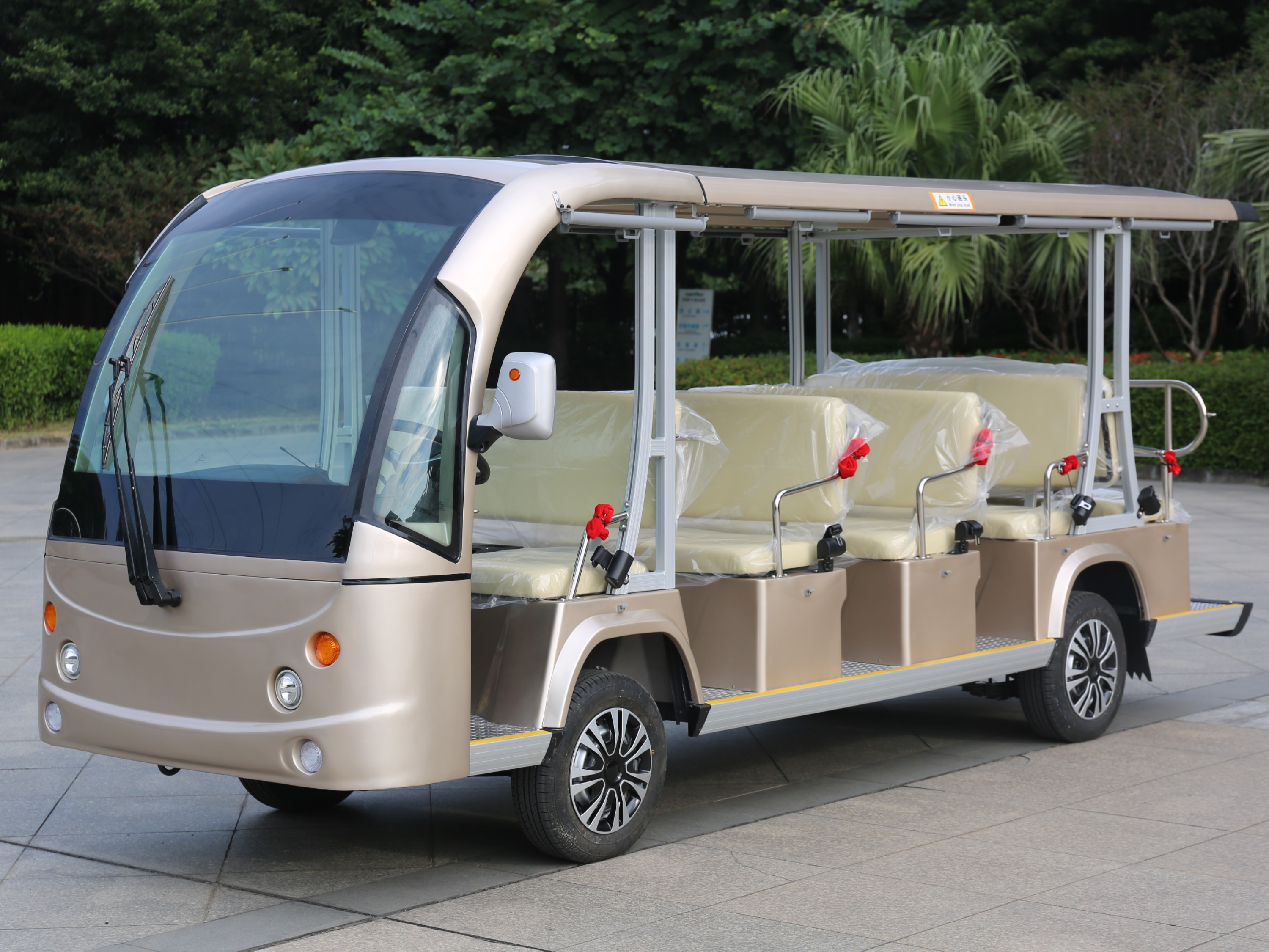 電動(dòng)觀光車選什么品牌好？