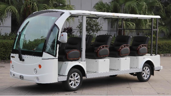 電動觀光車使用優(yōu)質的電池運行才是最好的保證